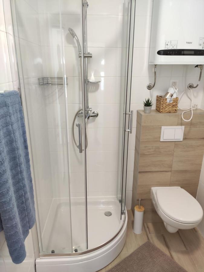 Apartmani Sara 2 Betina  Exterior foto